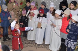 Во владикавказском храме святой равноапостольной Нины отметили праздник Рождества Христова