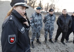 На границах Польши, Латвии и Литвы задержали 14 россиян