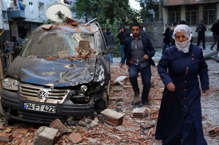 Власти Турции заявили о 8 погибших в Диярбакыре