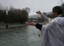 В праздник Богоявления более трехсот цхинвальцев приняло крещение