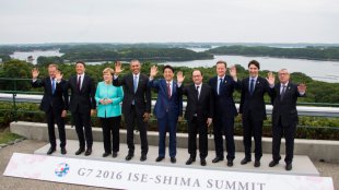 Лидеры G7 выступают за сохранение санкций в отношении России