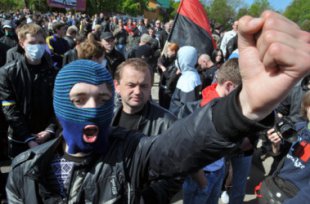 Националисты устроили во Львове массовые беспорядки