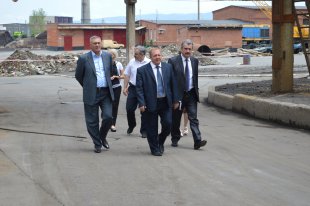 Борис Албегов в новой должности впервые посетил завод «Электроцинк»