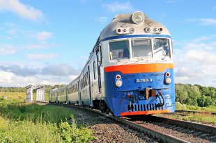 Поезд "Владикавказ-Москва" врезался в автозак с заключенными в Мичуринске, пострадавших нет