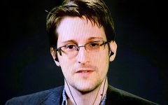 Сноуден назвал принятие закона Яровой черным днем для России