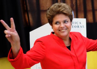 Руссефф заявила, что не уйдет в отставку с поста президента Бразилии