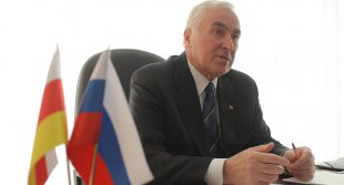 Леонид Тибилов поручил Совету безопасности и правительству республики рассмотреть возможность сокращения территории пограничной зоны