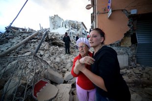 Число жертв землетрясения в Италии достигло 45 человек
