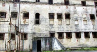 Из следственного изолятора в Абхазии сбежали трое заключенных