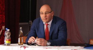 Артур Таймазов побеждает на выборах в Госдуму в Северной Осетии