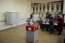 Голосование на выборах президента 8 апреля