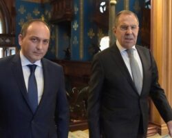 Главы МИД РФ и РА встретятся в Москве