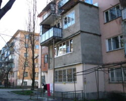 К 100-летию Кабардино-Балкарии в Нальчике отремонтируют почти 40 домов